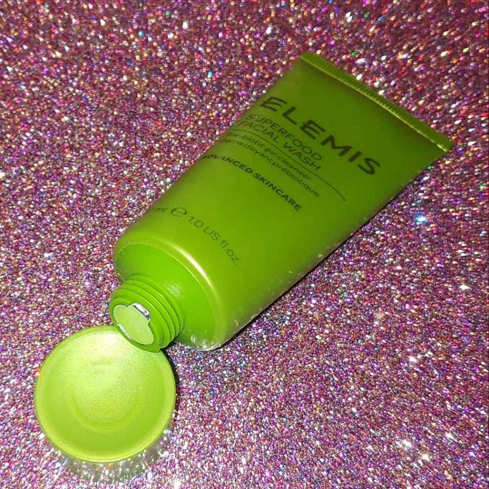 Superfood Facial Wash Pre-biotic Gel Cleanser ELEMIS